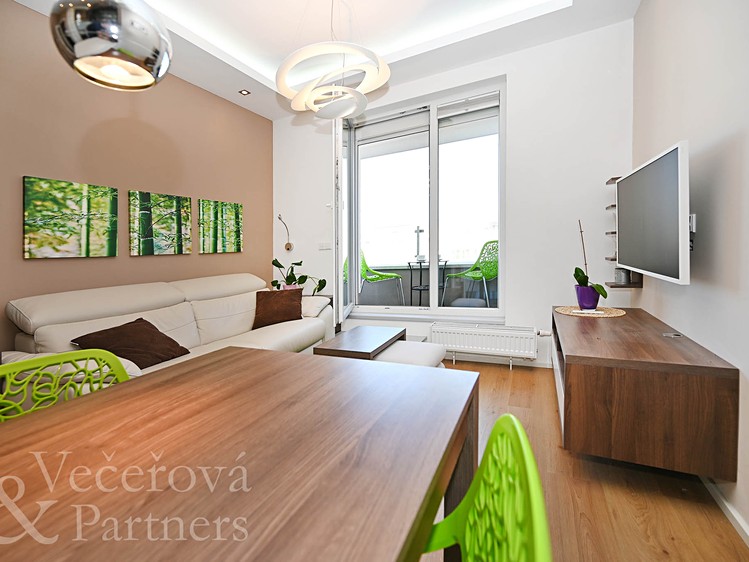 Pronájem bytu 2+kk 43 m² - foto 5