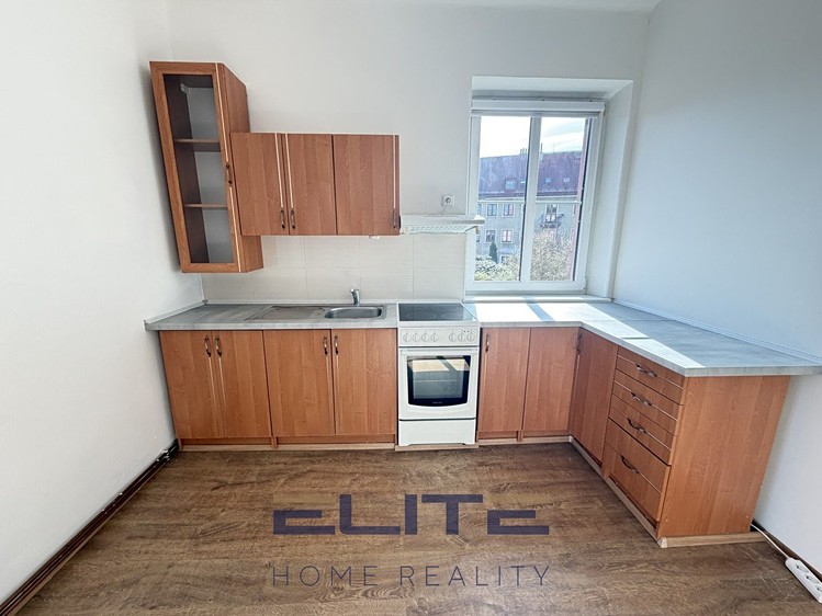 Pronájem bytu 2+1 48 m² - foto 2