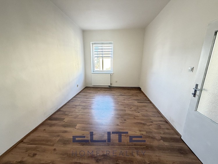 Pronájem bytu 2+1 48 m² - foto 4