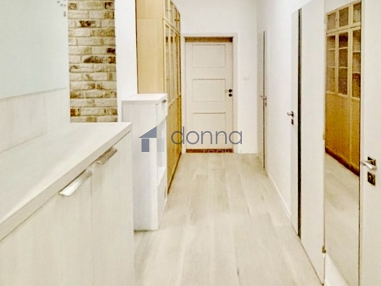 Pronájem bytu 2+1 70 m² - foto 4