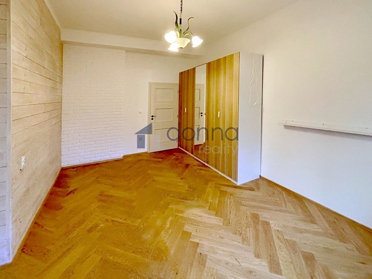 Pronájem bytu 2+1 70 m² - foto 7