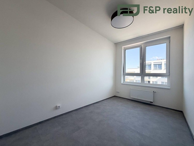 Pronájem bytu 2+kk 40 m² - foto 8