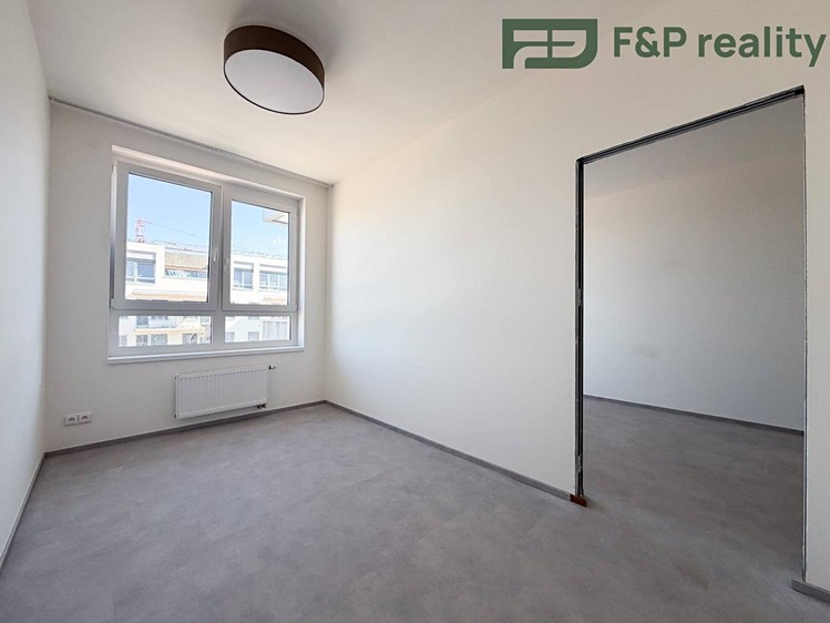 Pronájem bytu 2+kk 40 m² - foto 7