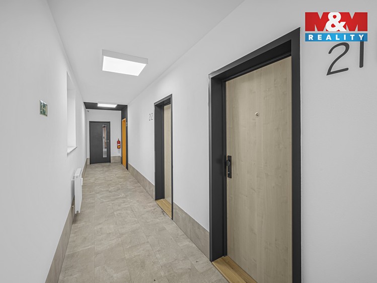 Pronájem bytu 1+kk 17 m² - foto 8