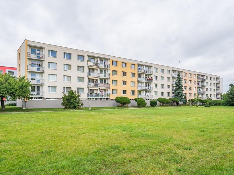 Pronájem bytu 1+1 35 m² - foto 1