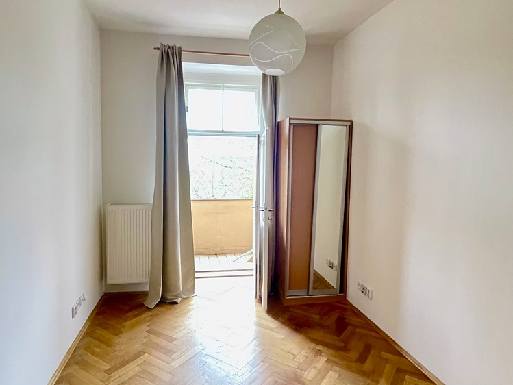 Pronájem bytu 1+kk 25 m² - foto 1