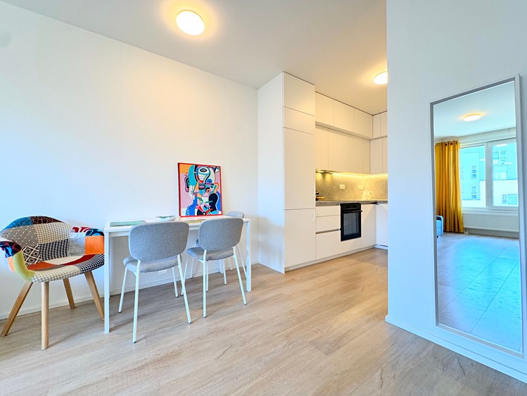 Pronájem bytu 2+kk 57 m² - foto 1