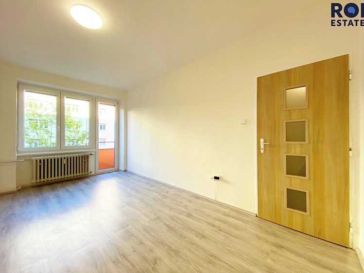 Pronájem bytu 2+1 51 m² - foto 2