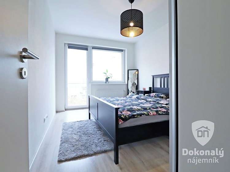 Pronájem bytu 2+kk 58 m² - foto 7