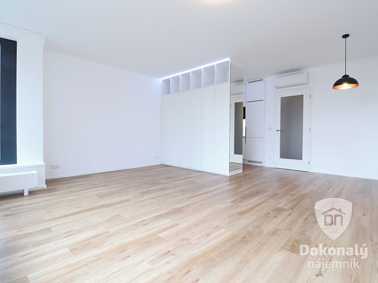 Pronájem bytu 1+kk 47 m² - foto 4