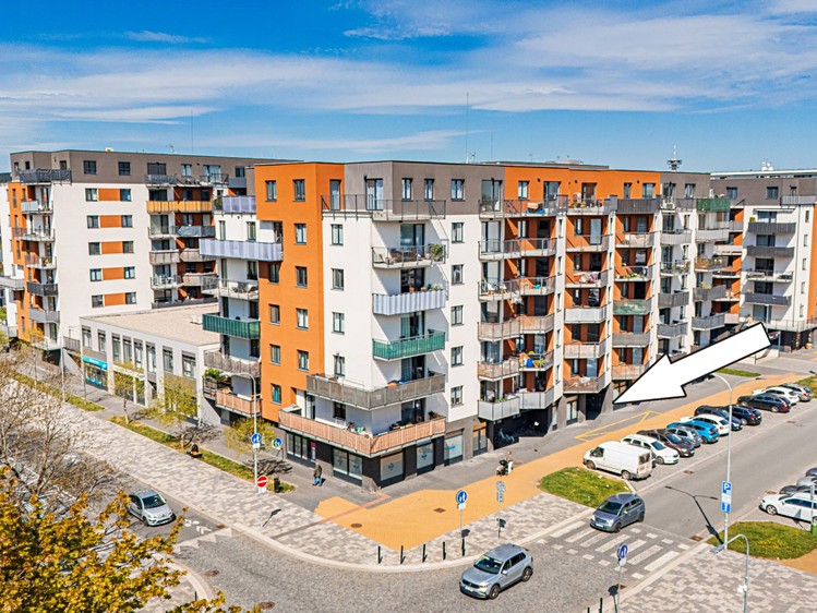 Pronájem bytu 2+kk 55 m² - foto 1