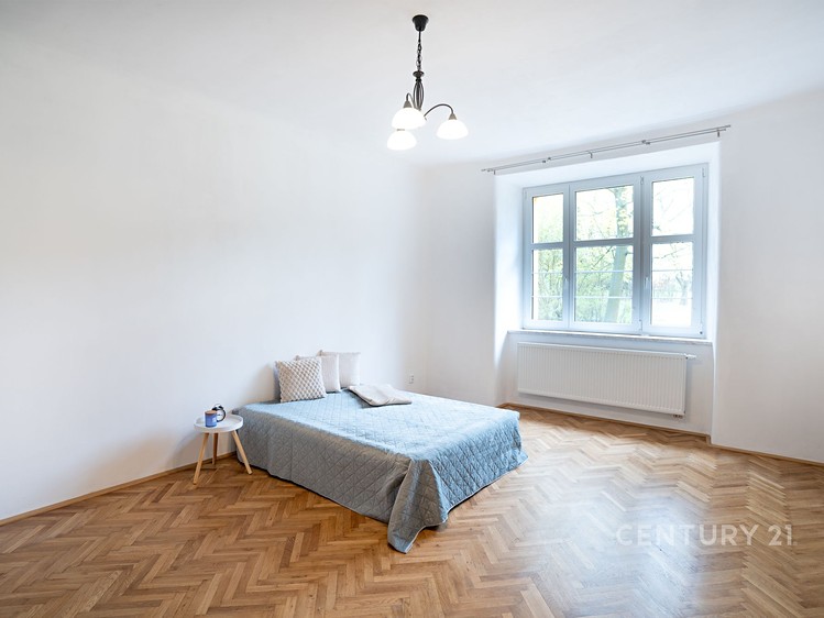 Pronájem bytu 2+1 83 m² - foto 5