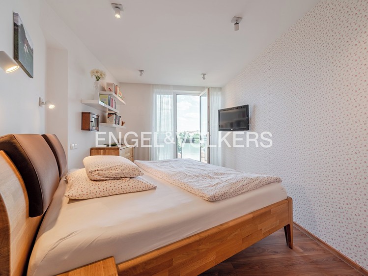 Pronájem bytu 3+kk 70 m² - foto 4