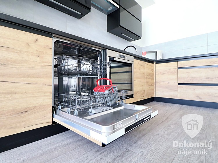 Pronájem bytu 2+kk 53 m² - foto 4
