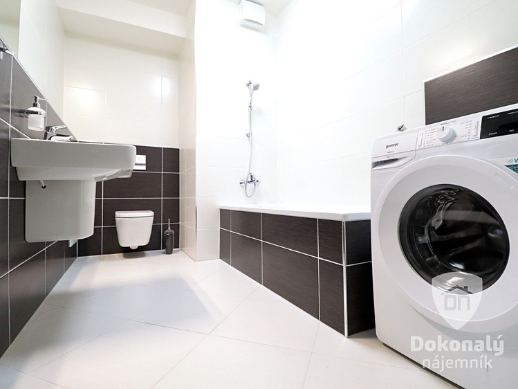Pronájem bytu 2+kk 53 m² - foto 2