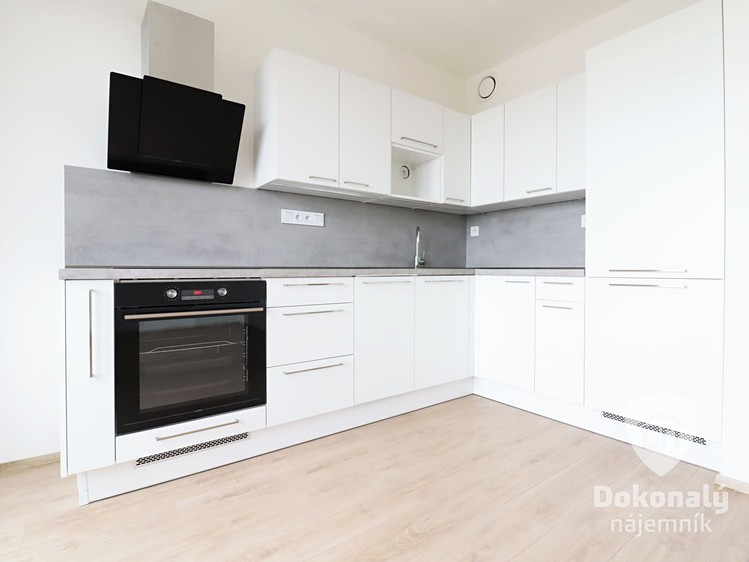 Pronájem bytu 2+kk 53 m² - foto 1
