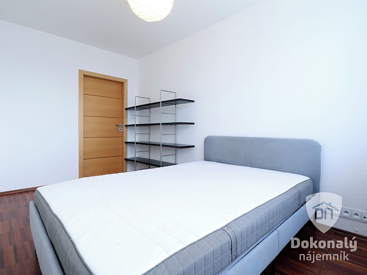 Pronájem bytu 2+kk 45 m² - foto 3