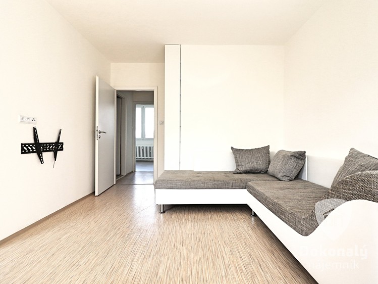 Pronájem bytu 3+kk 56 m² - foto 5
