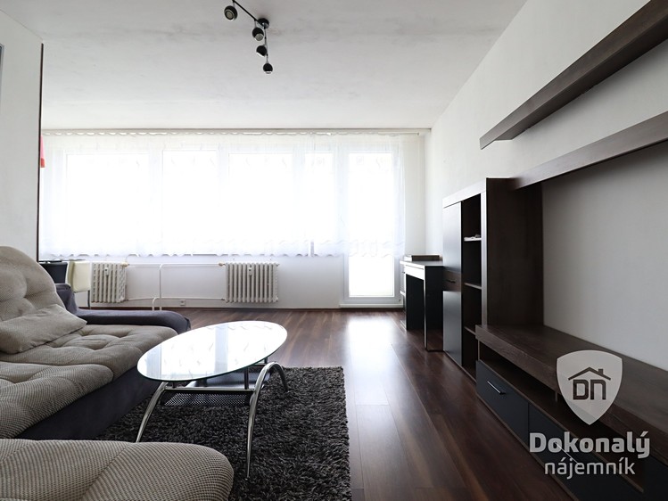 Pronájem bytu 3+1 73 m² - foto 2