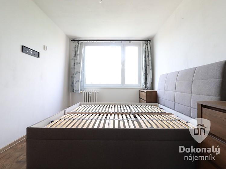 Pronájem bytu 3+1 73 m² - foto 6
