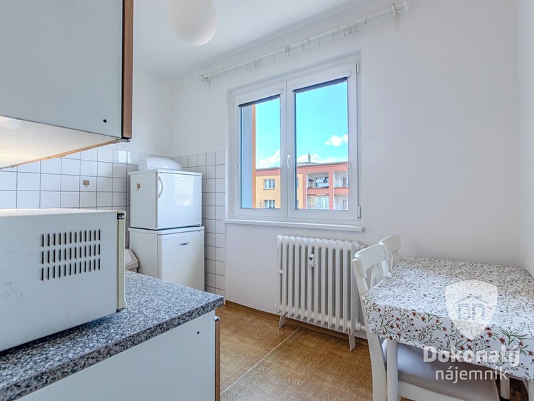Pronájem bytu 2+1 55 m² - foto 5