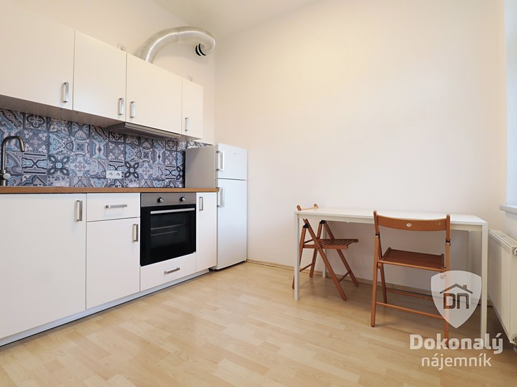 Pronájem bytu 1+kk 34 m² - foto 1