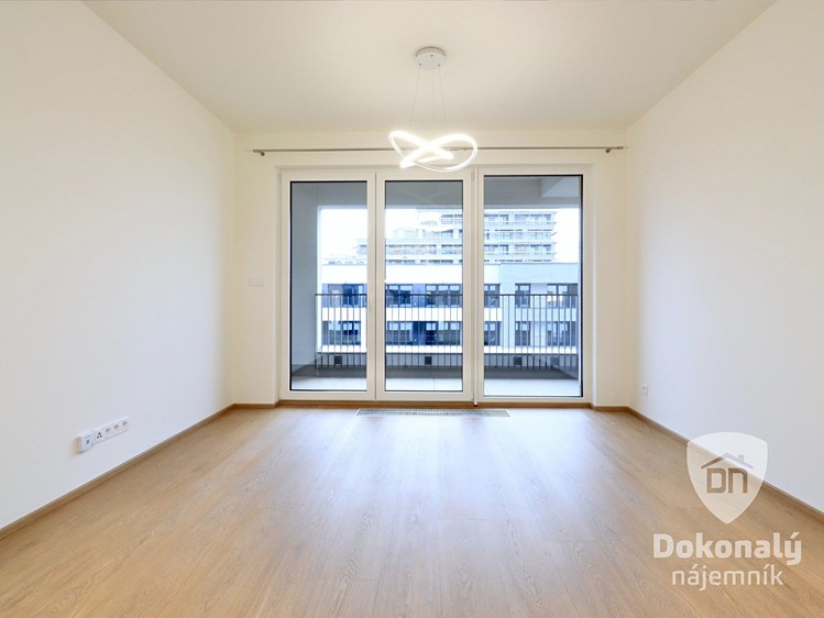 Pronájem bytu 1+kk 35 m² - foto 5