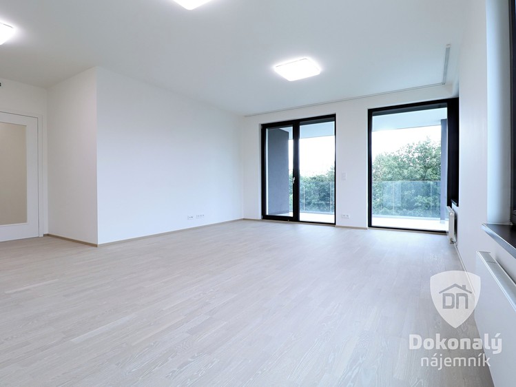 Pronájem bytu 3+kk 87 m² - foto 7