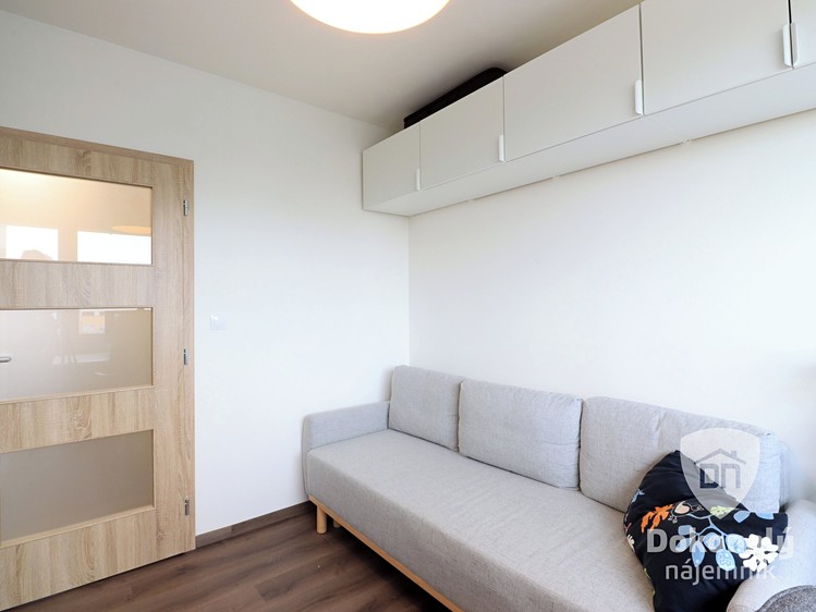 Pronájem bytu 3+kk 68 m² - foto 8