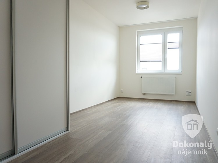 Pronájem bytu 2+kk 55 m² - foto 6