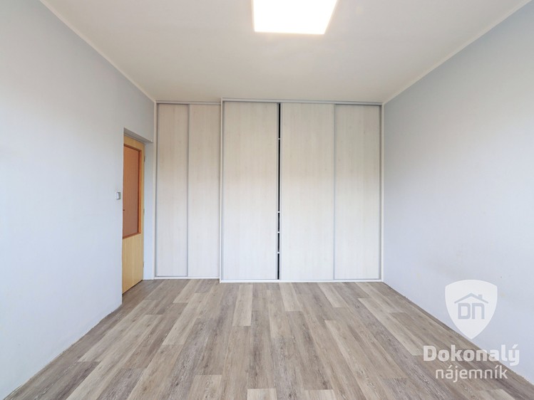 Pronájem bytu 3+1 70 m² - foto 6