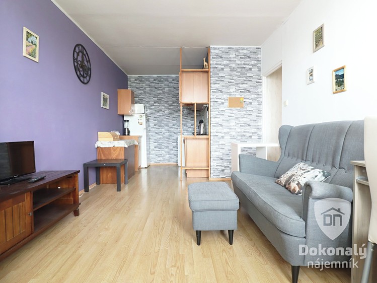 Pronájem bytu 2+kk 40 m² - foto 1