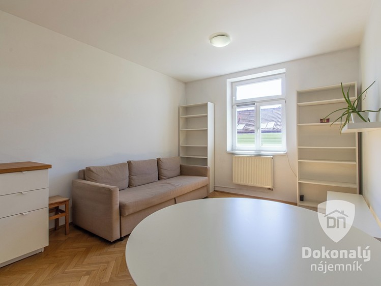 Pronájem bytu 2+kk 42 m² - foto 2