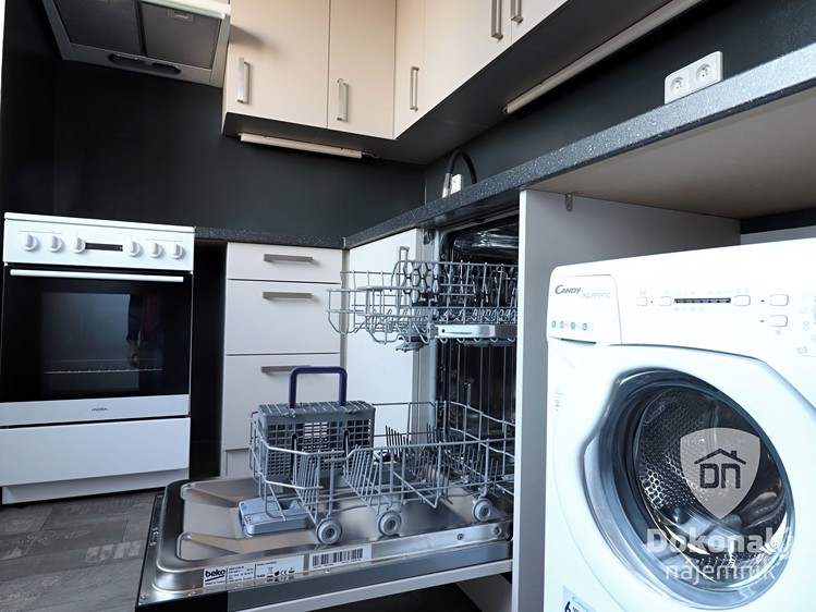 Pronájem bytu 2+1 55 m² - foto 4