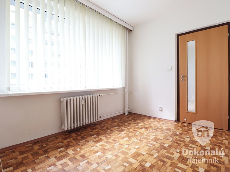 Pronájem bytu 3+1 66 m² - foto 3