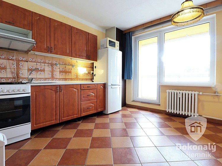 Pronájem bytu 3+1 66 m² - foto 1