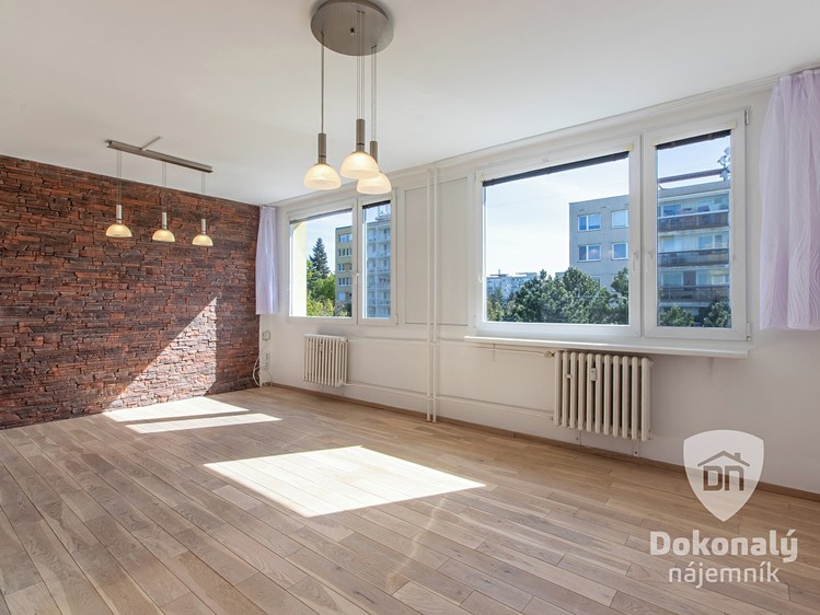 Pronájem bytu 3+1 72 m² - foto 4