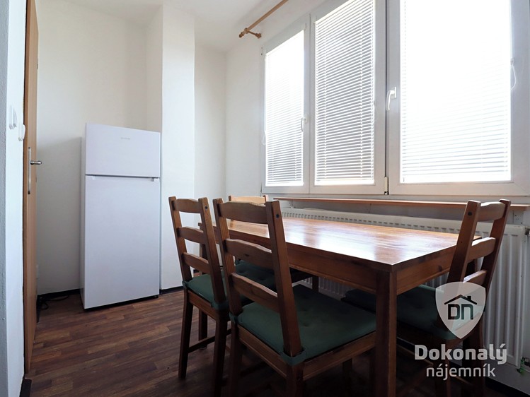 Pronájem bytu 2+1 67 m² - foto 2