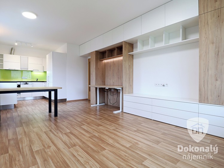 Pronájem bytu 2+kk 56 m² - foto 4
