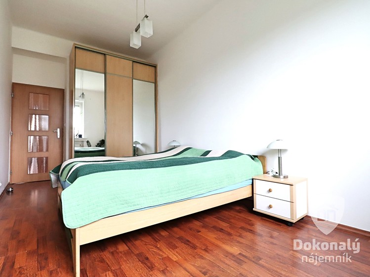 Pronájem bytu 2+kk 76 m² - foto 4