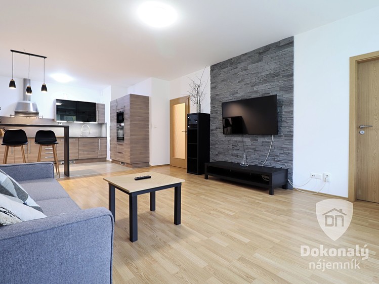 Pronájem bytu 2+kk 61 m² - foto 5