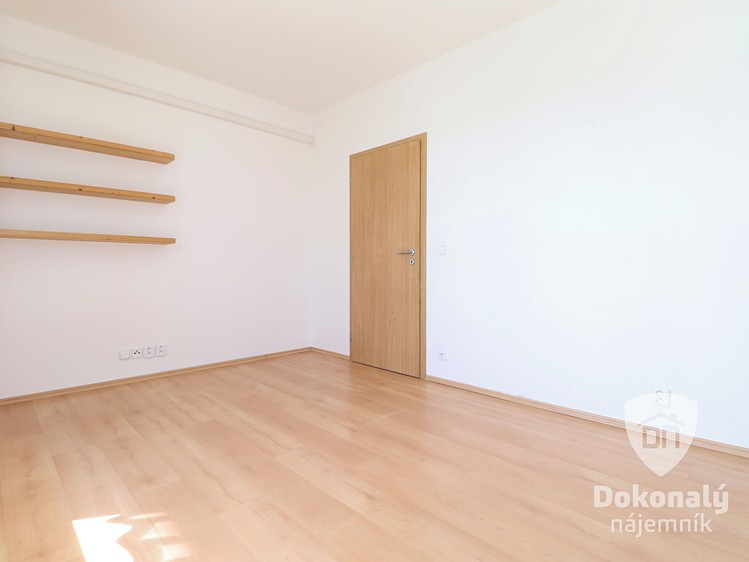 Pronájem bytu 3+kk 65 m² - foto 7