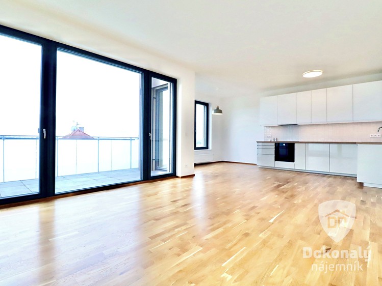 Pronájem bytu 4+kk 102 m² - foto 1
