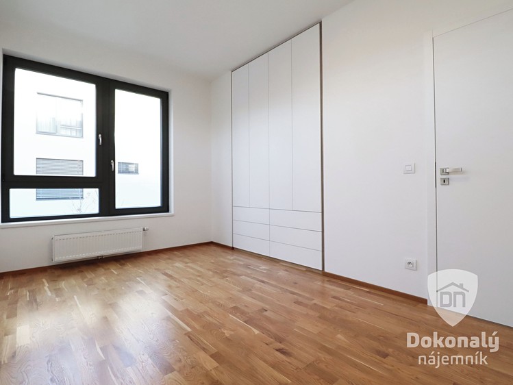 Pronájem bytu 4+kk 102 m² - foto 6