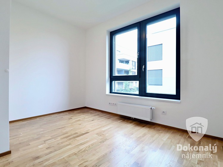 Pronájem bytu 4+kk 102 m² - foto 8