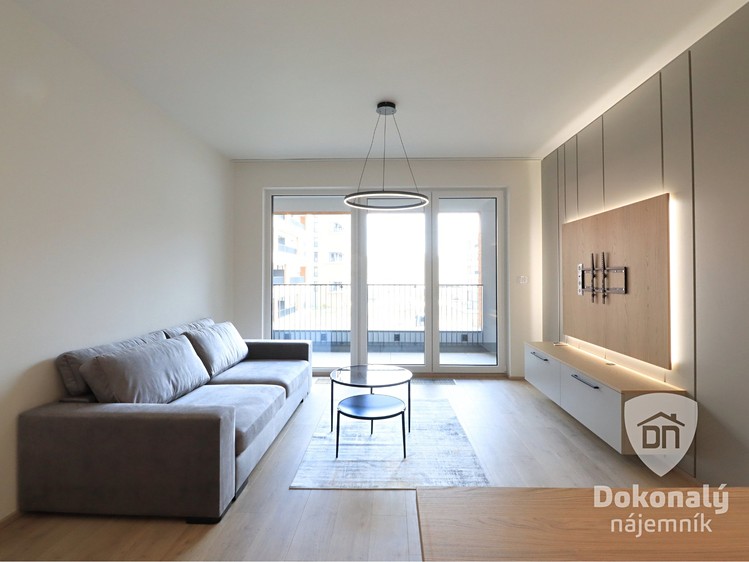 Pronájem bytu 1+kk 39 m² - foto 3