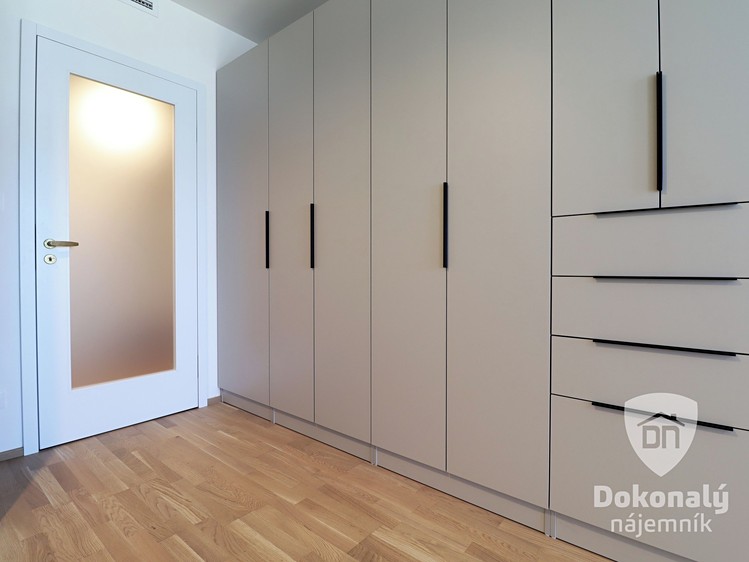 Pronájem bytu 1+kk 36 m² - foto 2