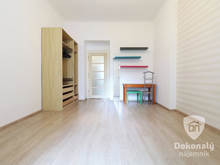 Pronájem bytu 2+kk 57 m² - foto 5