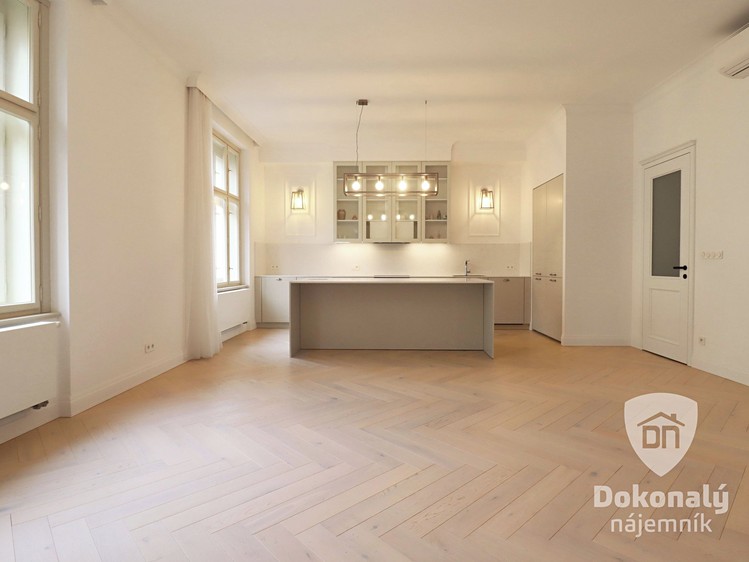 Pronájem bytu 2+kk 75 m² - foto 4