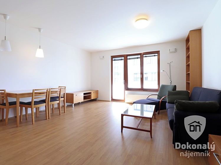 Pronájem bytu 2+kk 63 m² - foto 3